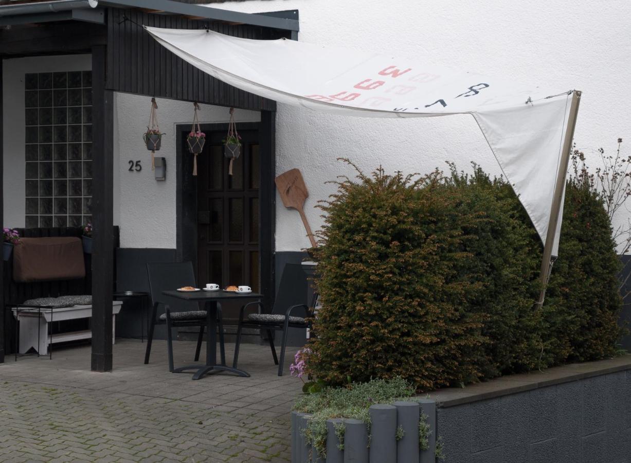 Ferienwohnung Backes Ettringen  Екстер'єр фото